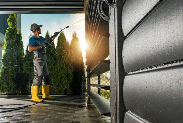 Best Animal Enclosure Cleaning  in Boerne, TX